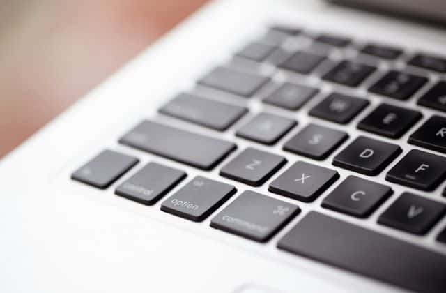 Clean a MacBook Keyboard