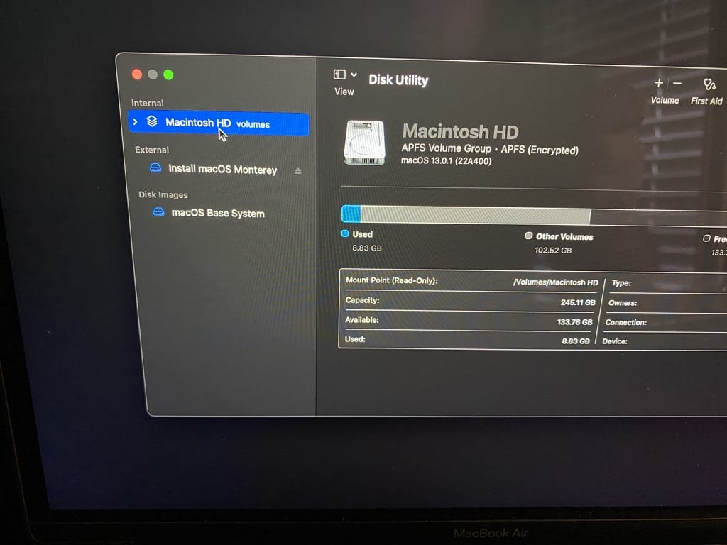 Disk Utility in mac to check if system is detecting hard drive or not