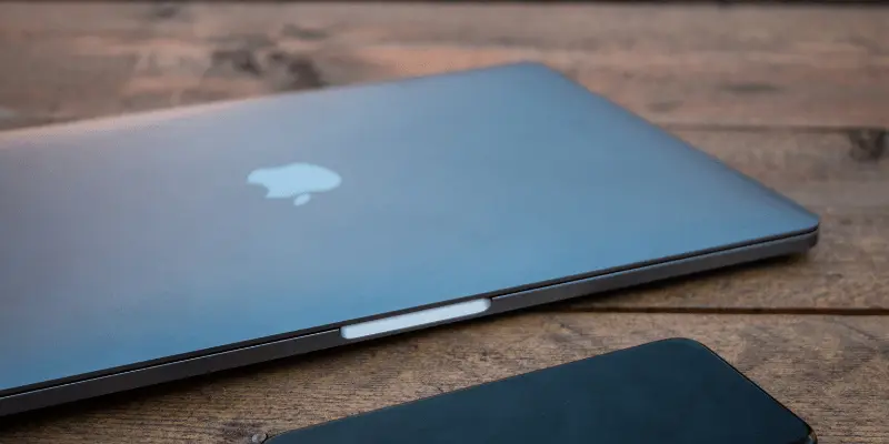 Best Hardshell Cases for MacBook Pro